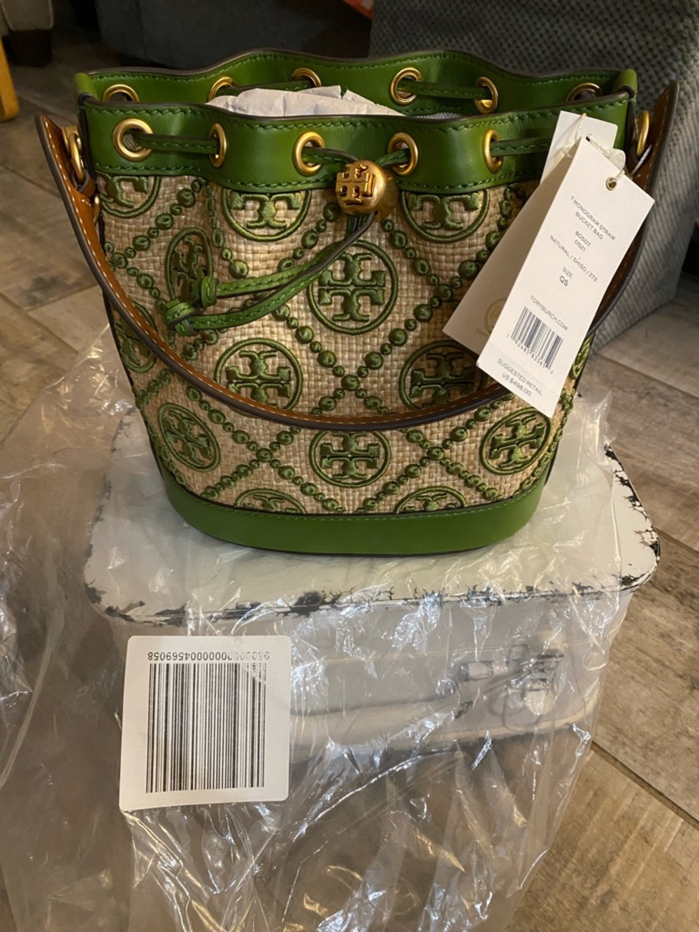Tory Burch T Monogram Green Logo-Print Straw Bucket Shoulder Bag